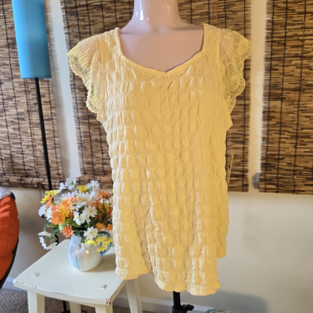 NWT Yellow Smocked Tank Top with Lace Cap Sleeves